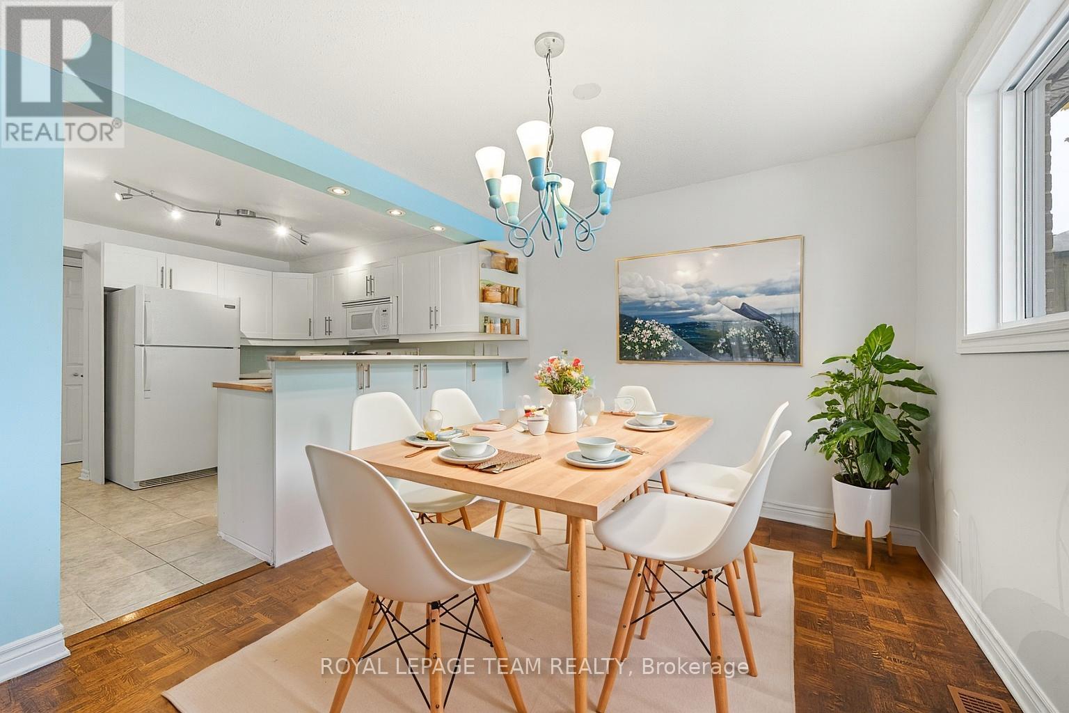 54 - 227 Ridgepark Private