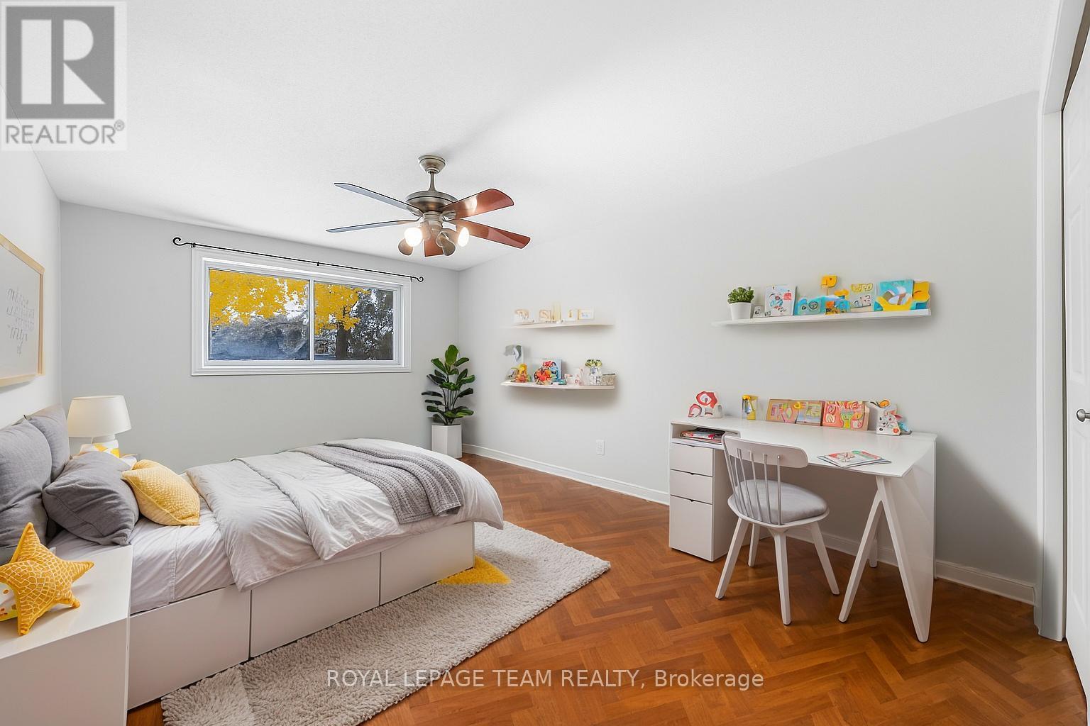 54 - 227 Ridgepark Private