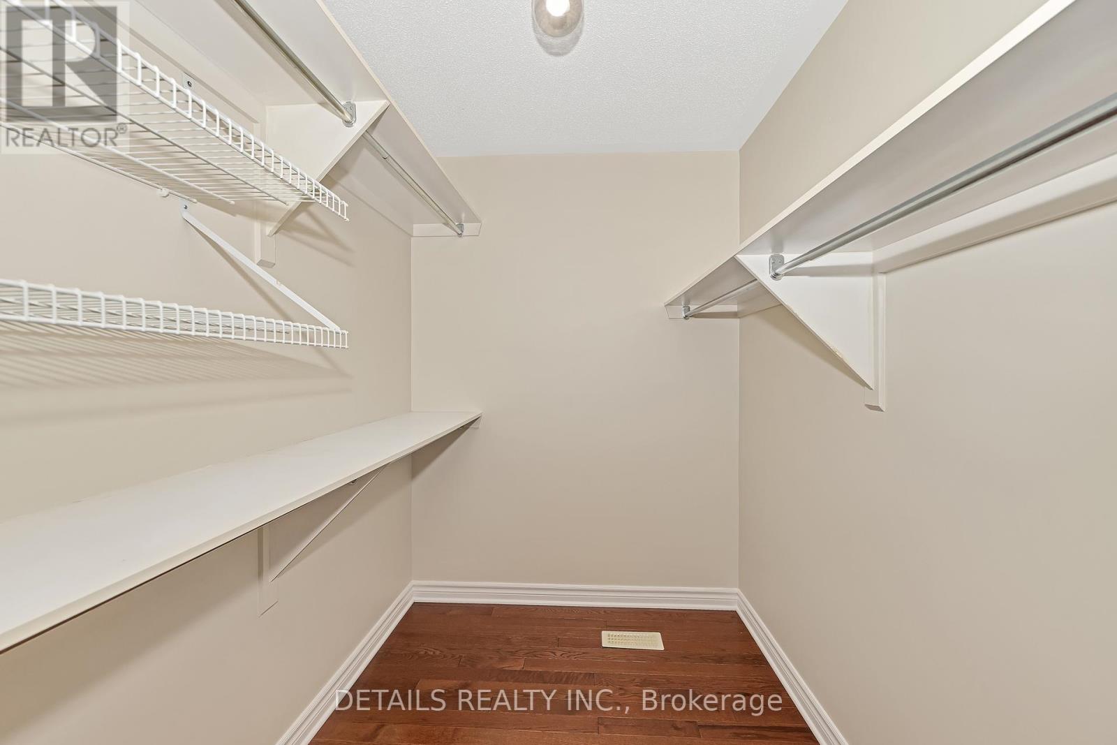 6121 Bristlecone Way