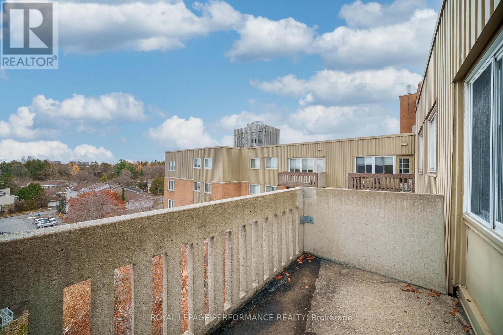 806 - 1599 Lassiter Terrace