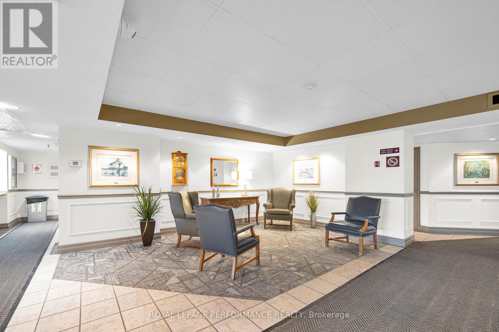 806 - 1599 Lassiter Terrace