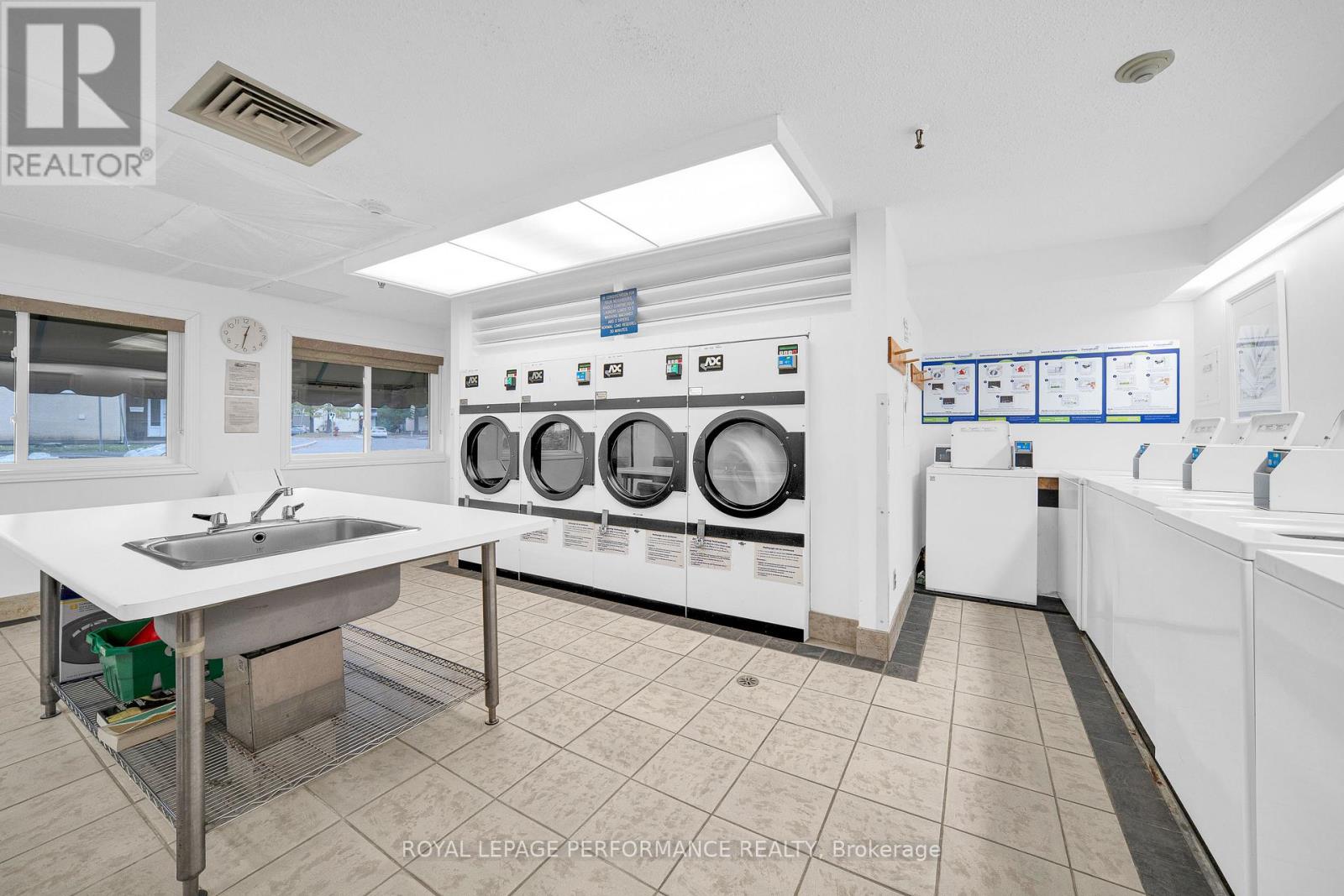 806 - 1599 Lassiter Terrace