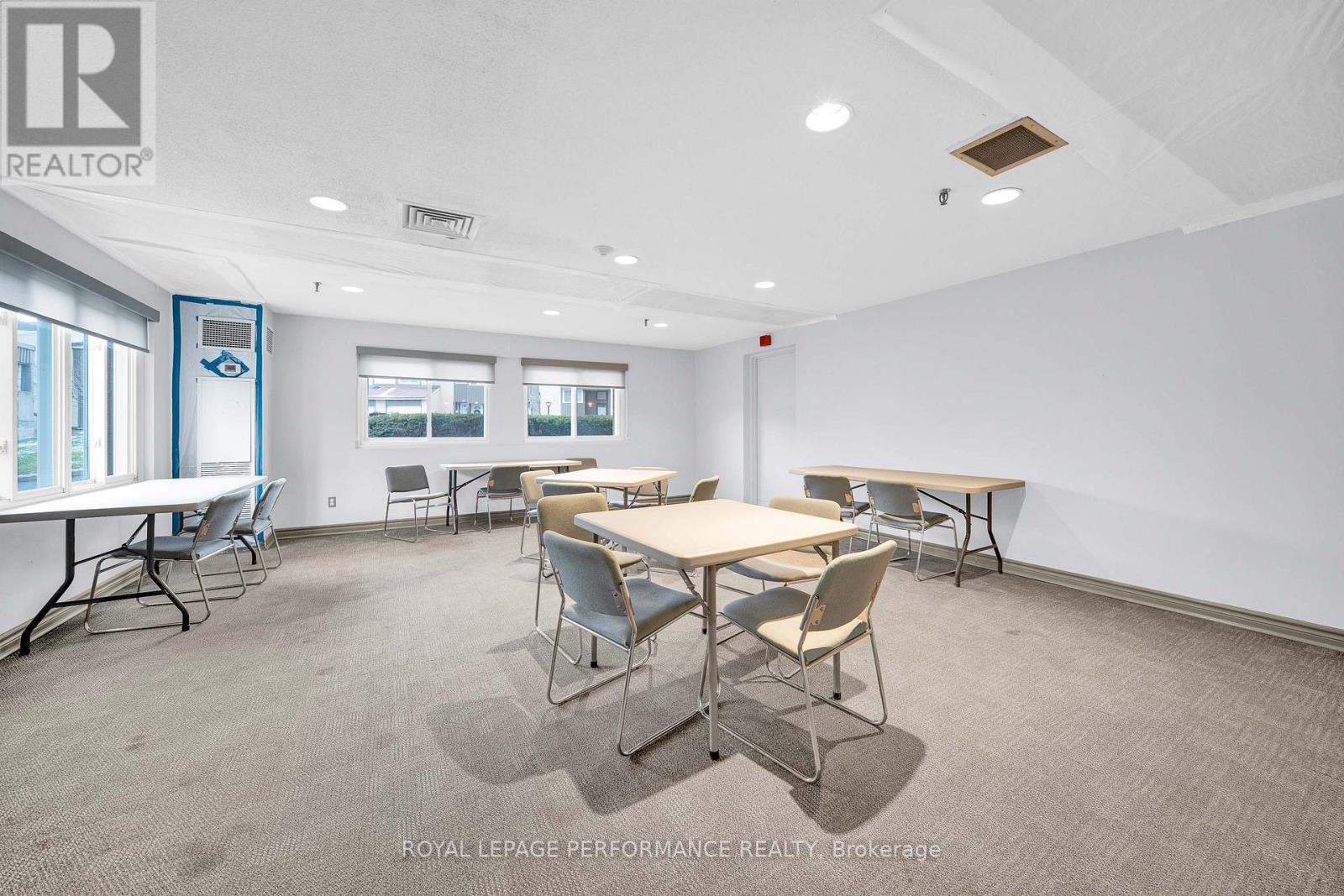 806 - 1599 Lassiter Terrace