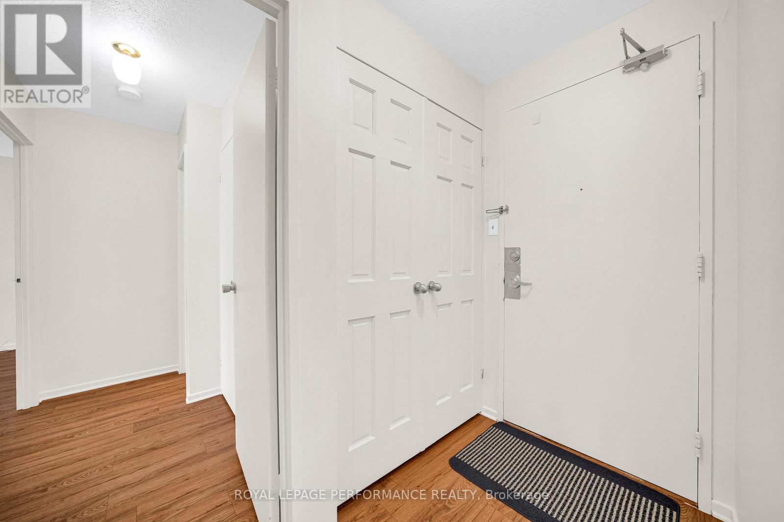 806 - 1599 Lassiter Terrace