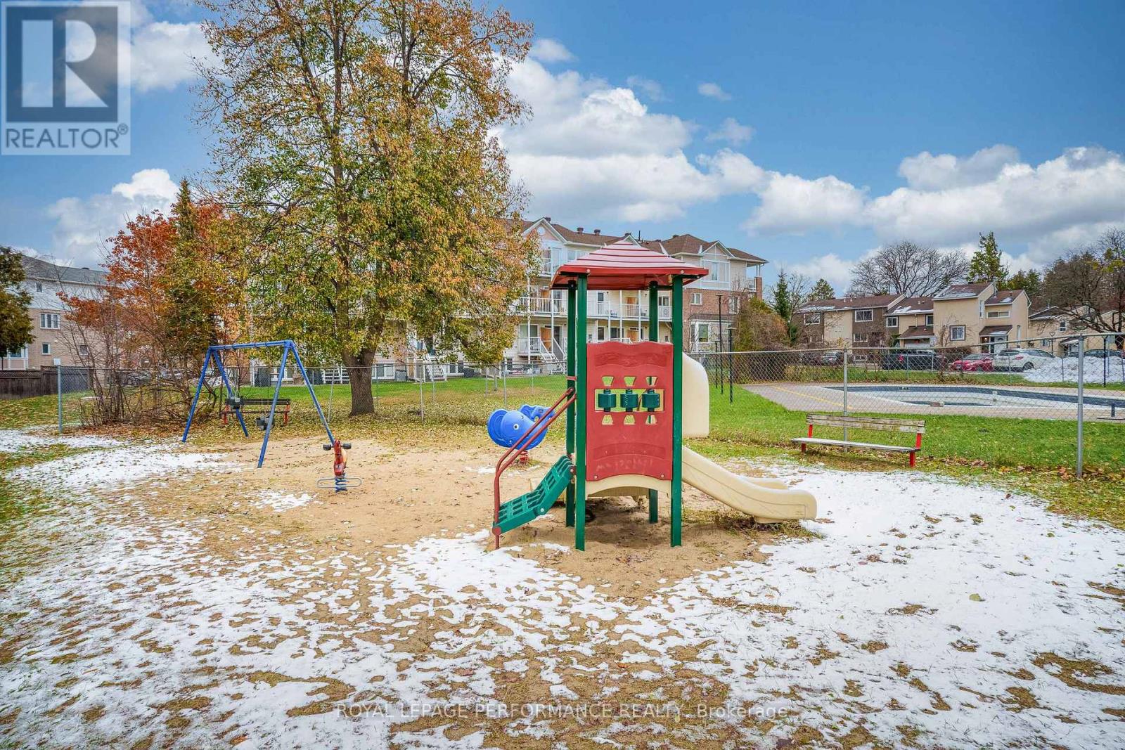 806 - 1599 Lassiter Terrace