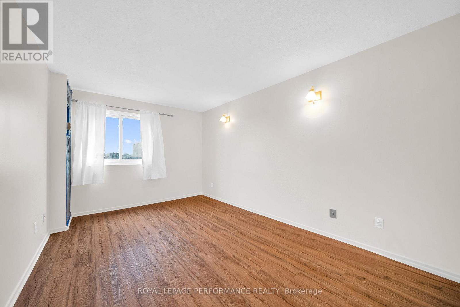 806 - 1599 Lassiter Terrace