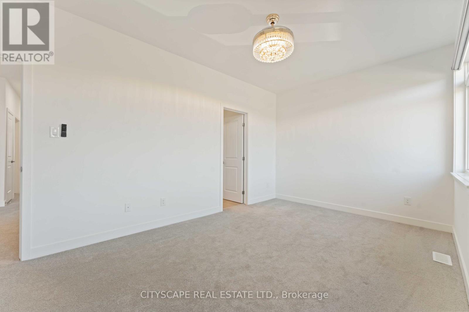 617 Kenabeek Terrace