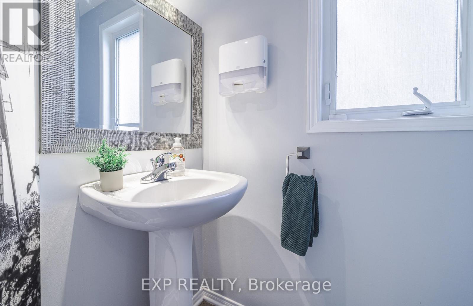 42 - 353 Hillsboro Private