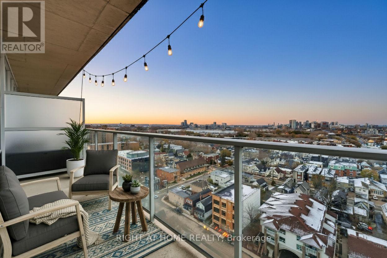 1602 - 201 Parkdale Avenue