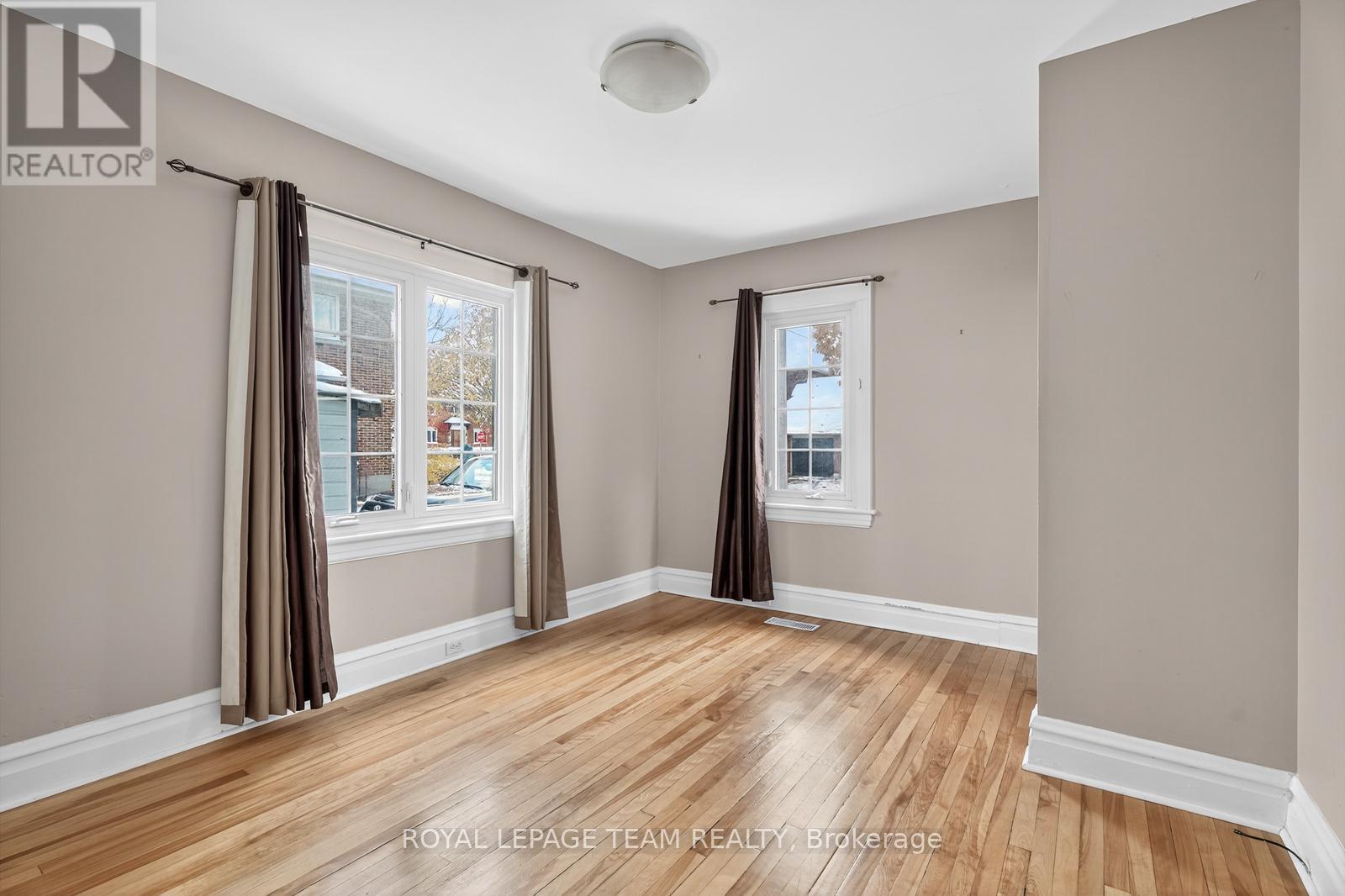 405 Hamilton Avenue S