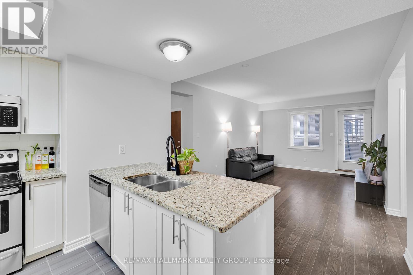 # B - 1067 Beryl Private