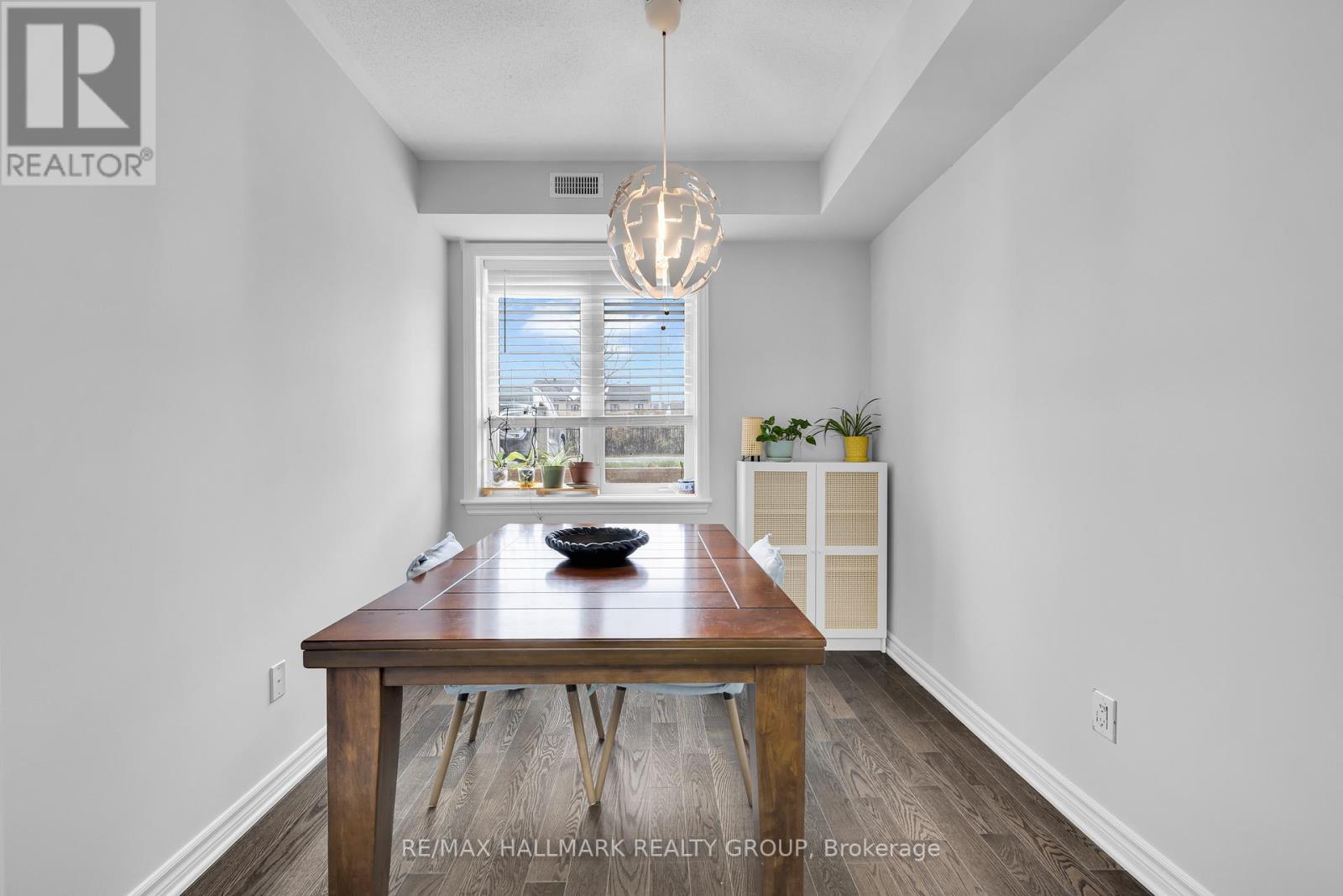 # B - 1067 Beryl Private