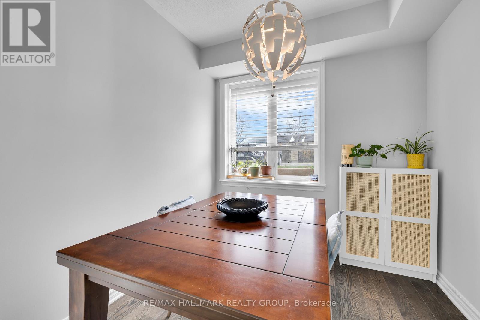 # B - 1067 Beryl Private