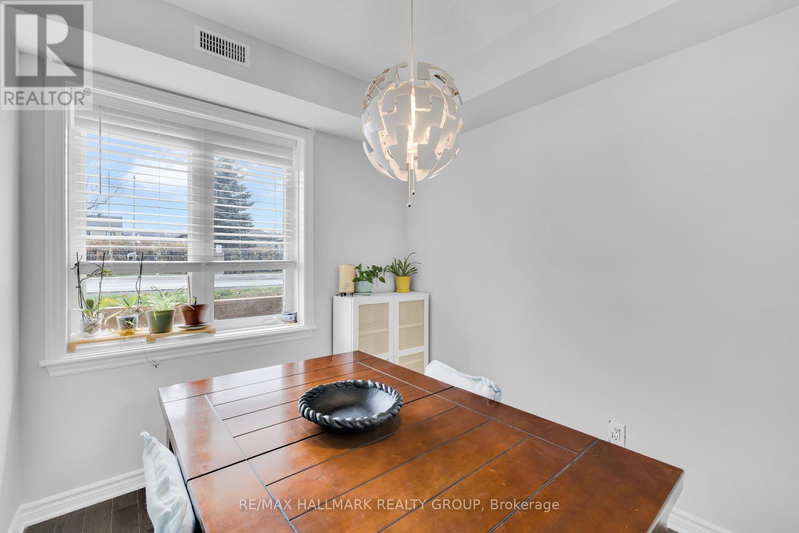 # B - 1067 Beryl Private