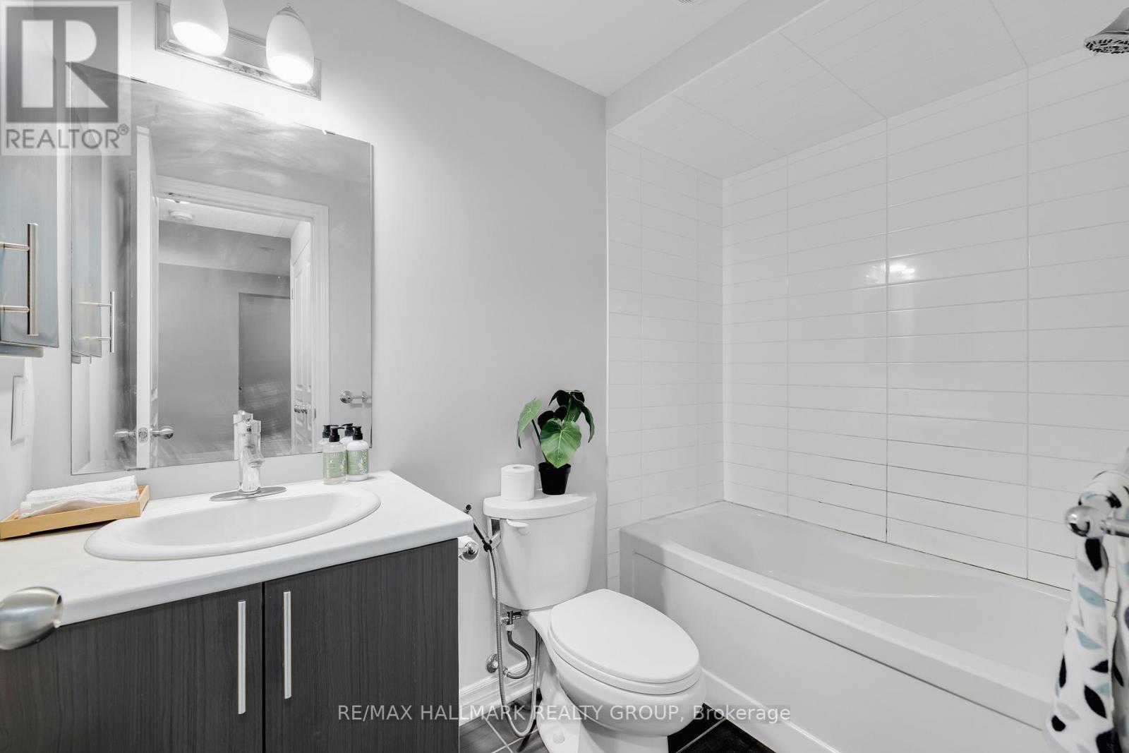 # B - 1067 Beryl Private