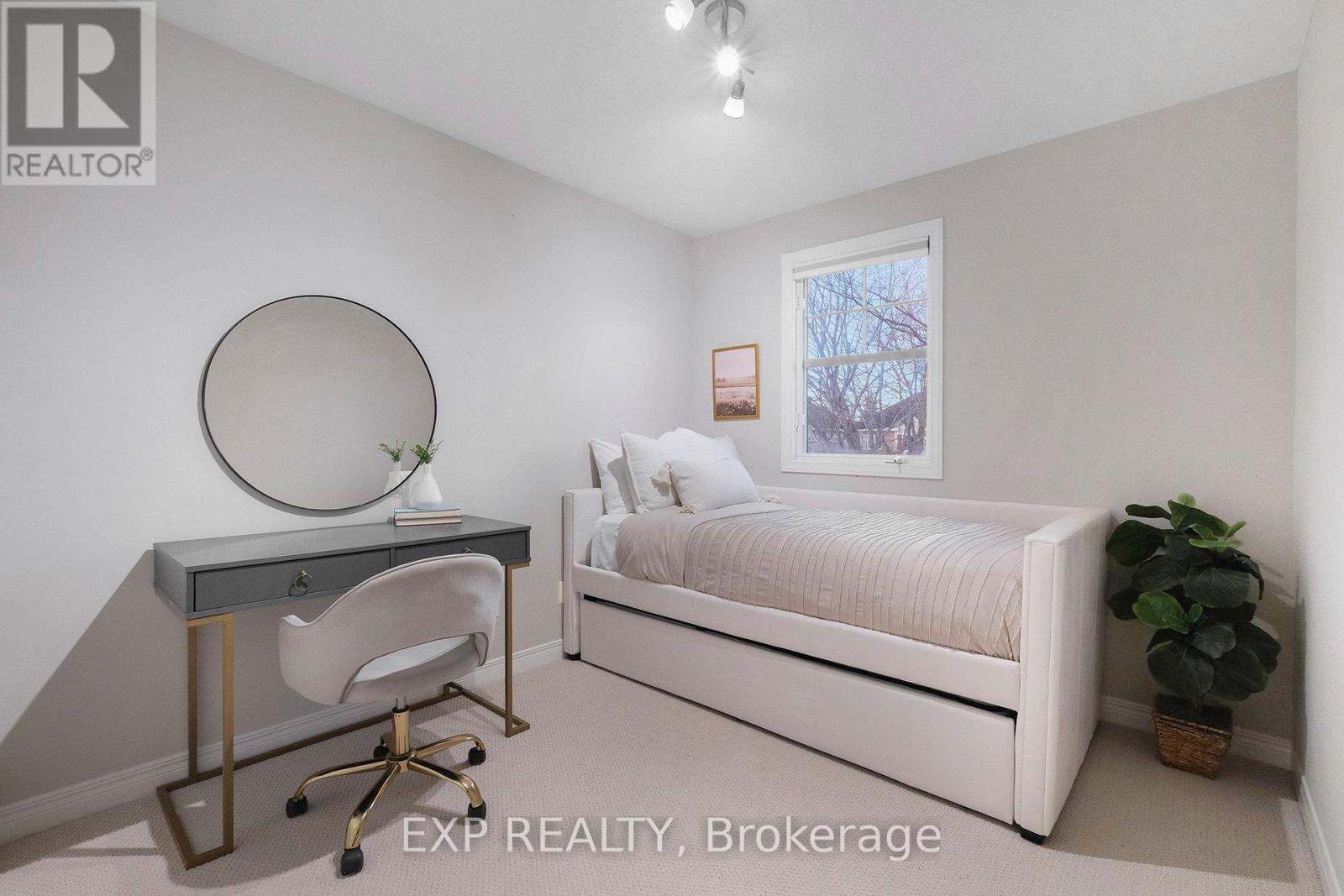 34 Avonmore Crescent