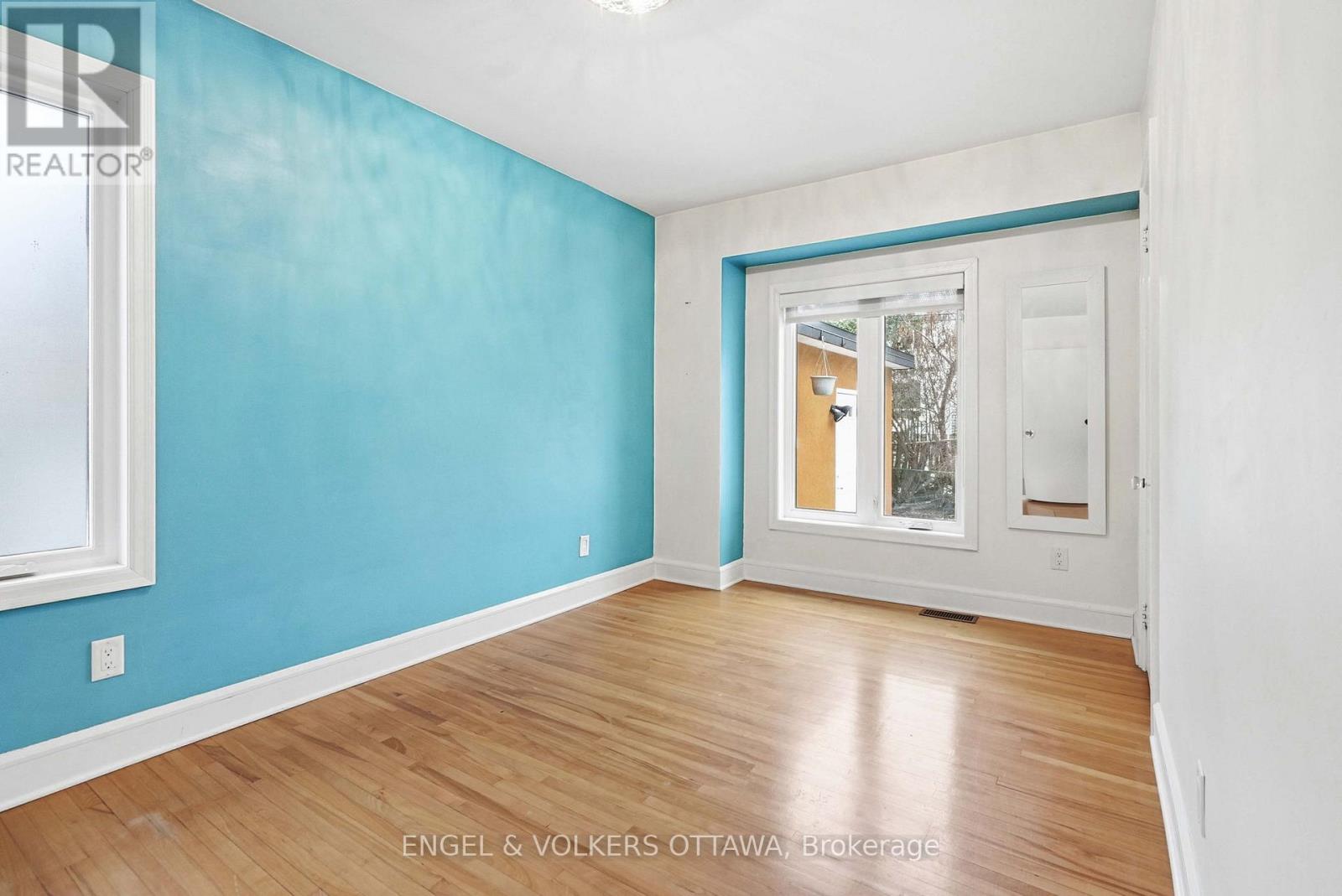 1238 Cheverton Avenue