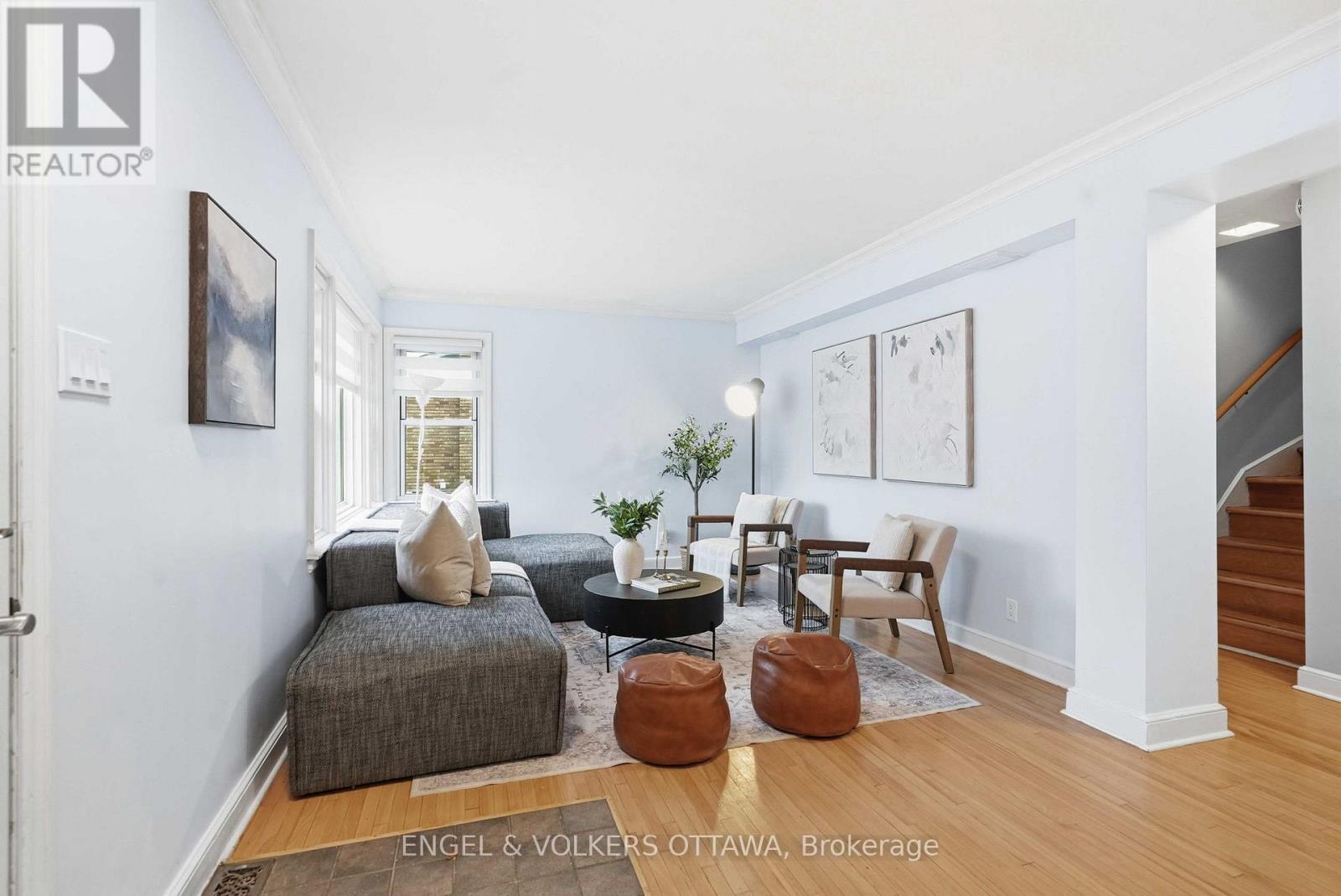 1238 Cheverton Avenue