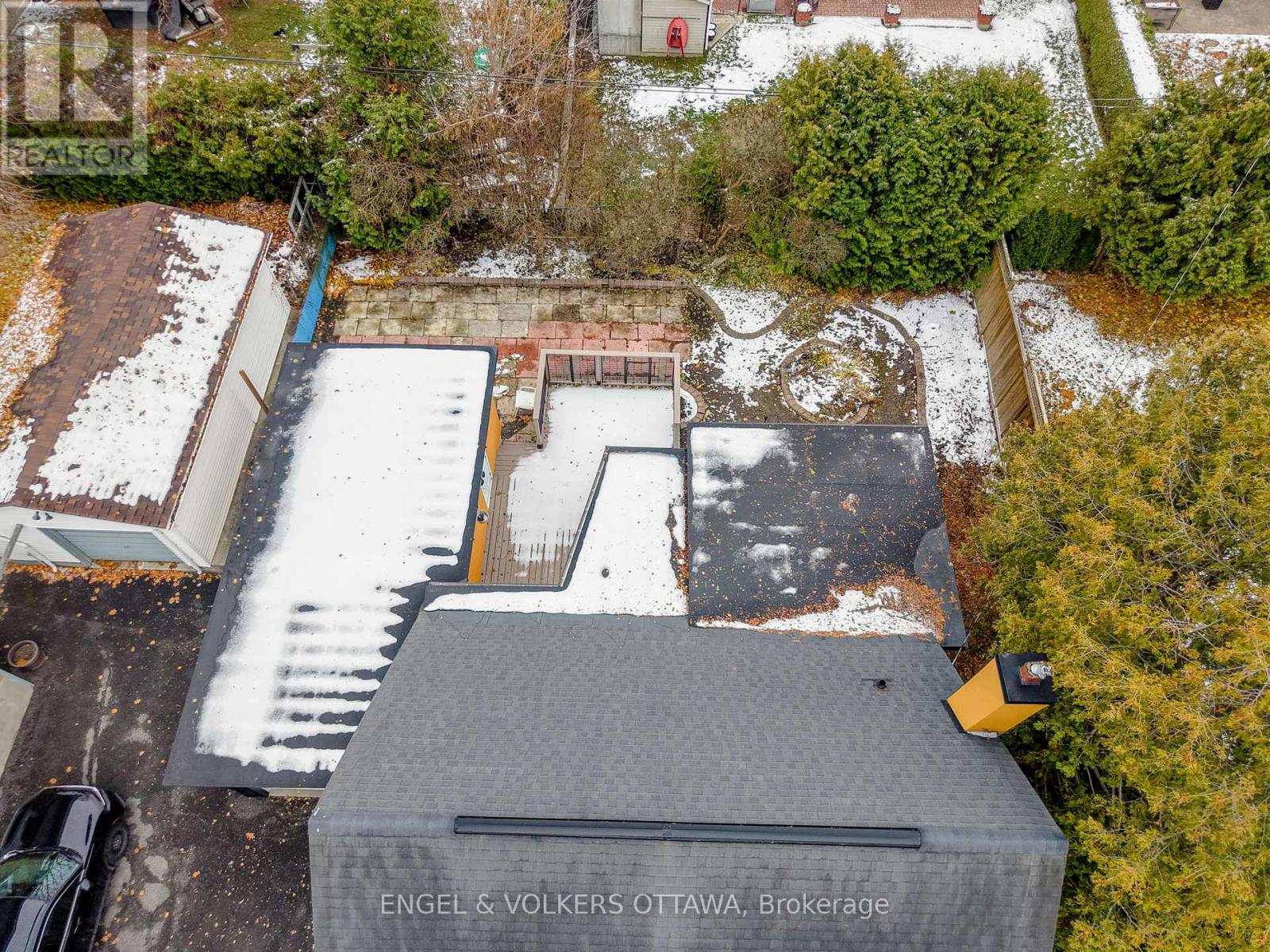 1238 Cheverton Avenue