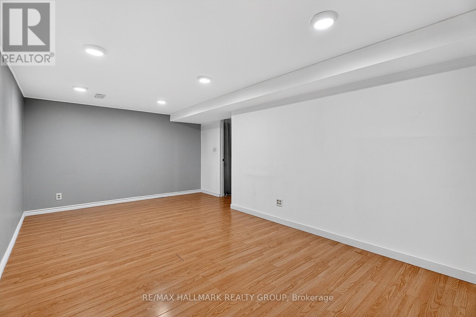 26 - 837 Eastvale Drive