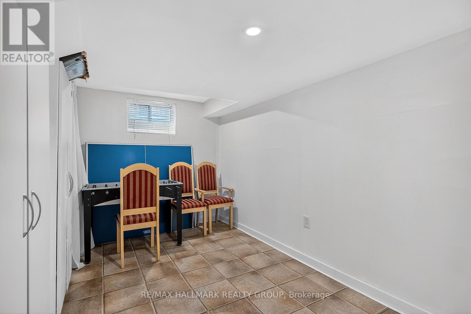 26 - 837 Eastvale Drive