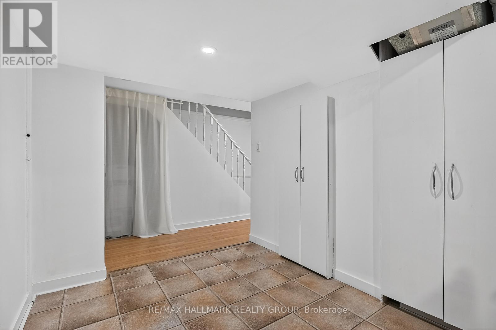 26 - 837 Eastvale Drive