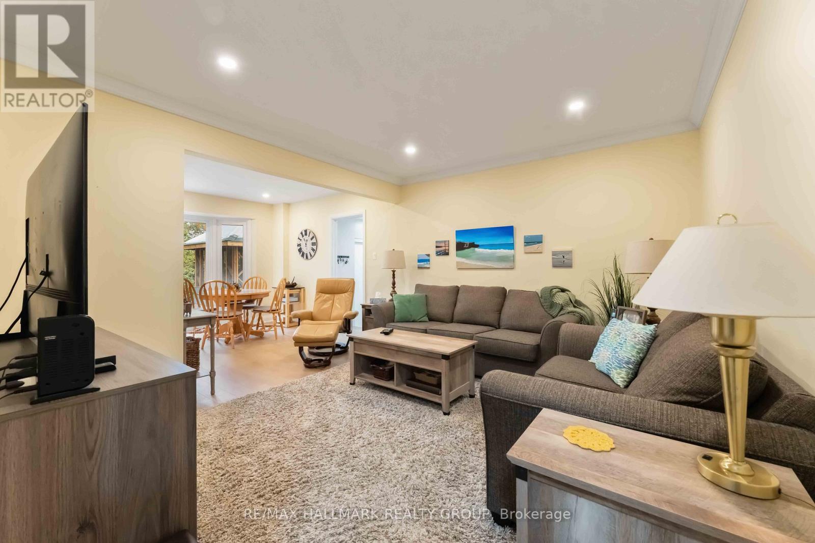 19 Kingsford Crescent