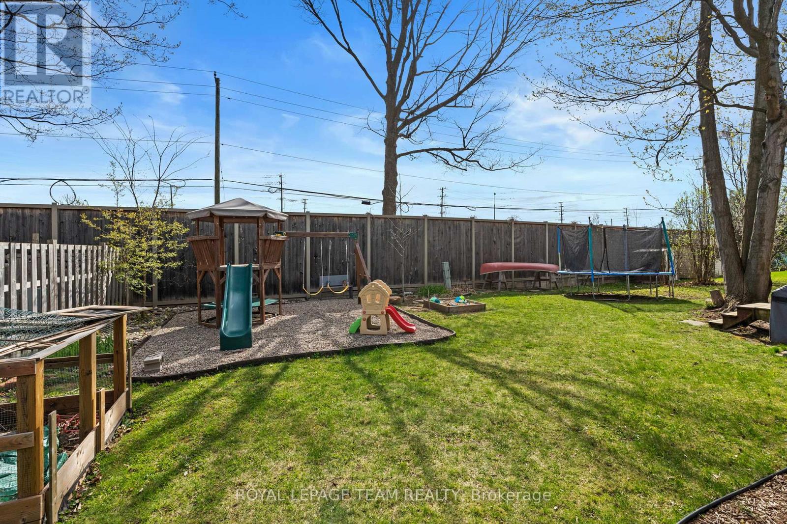 92 Burnetts Grove Circle