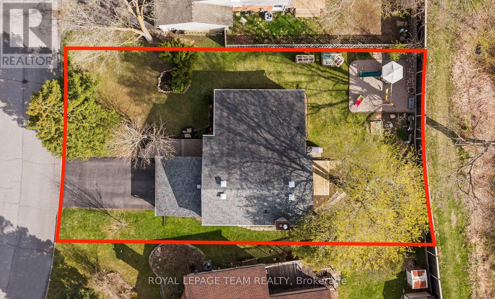 92 Burnetts Grove Circle