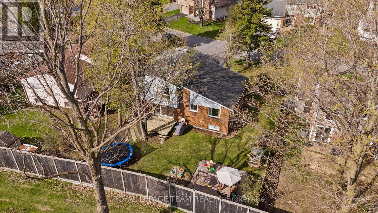 92 Burnetts Grove Circle