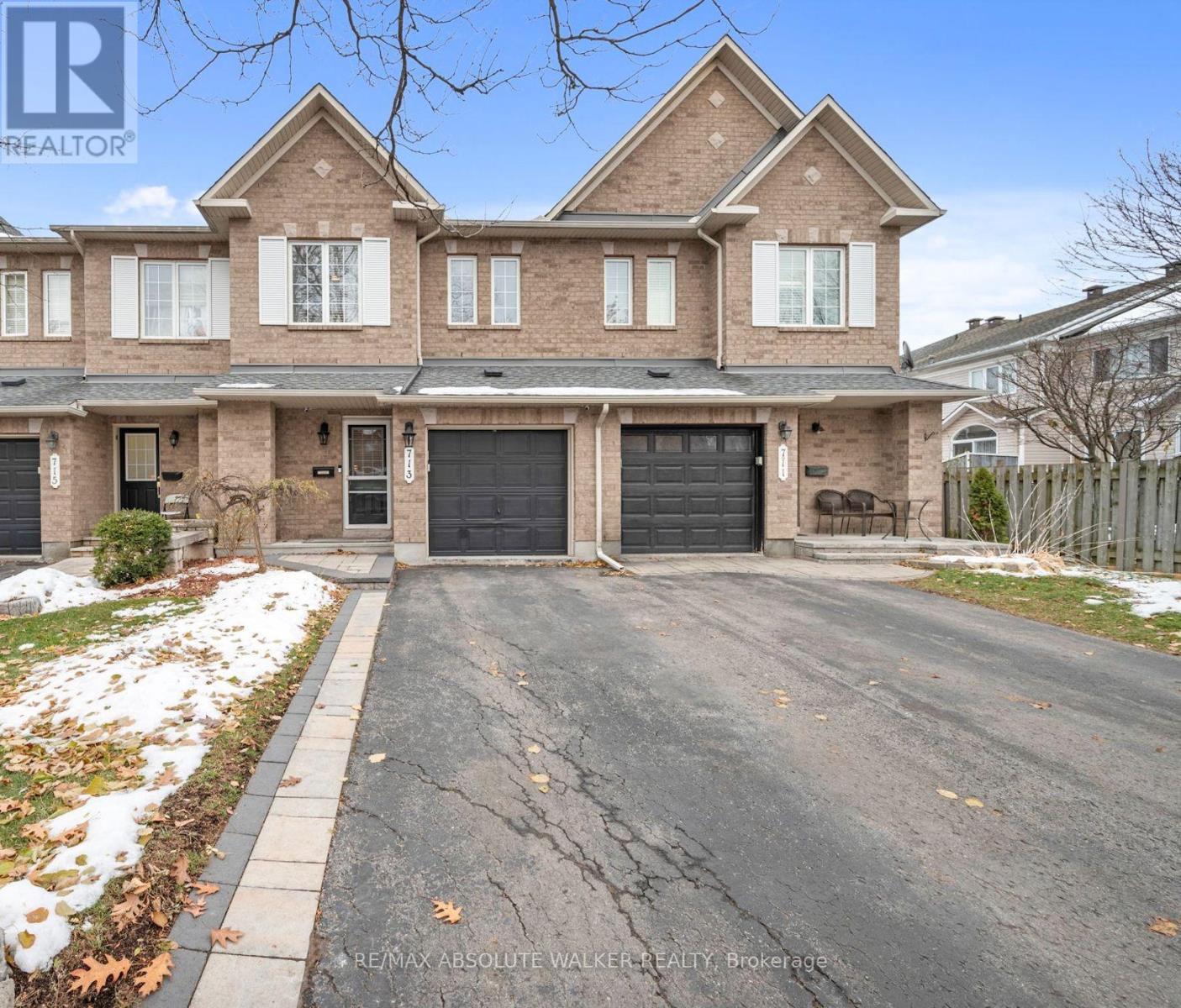 713 Carmella Crescent