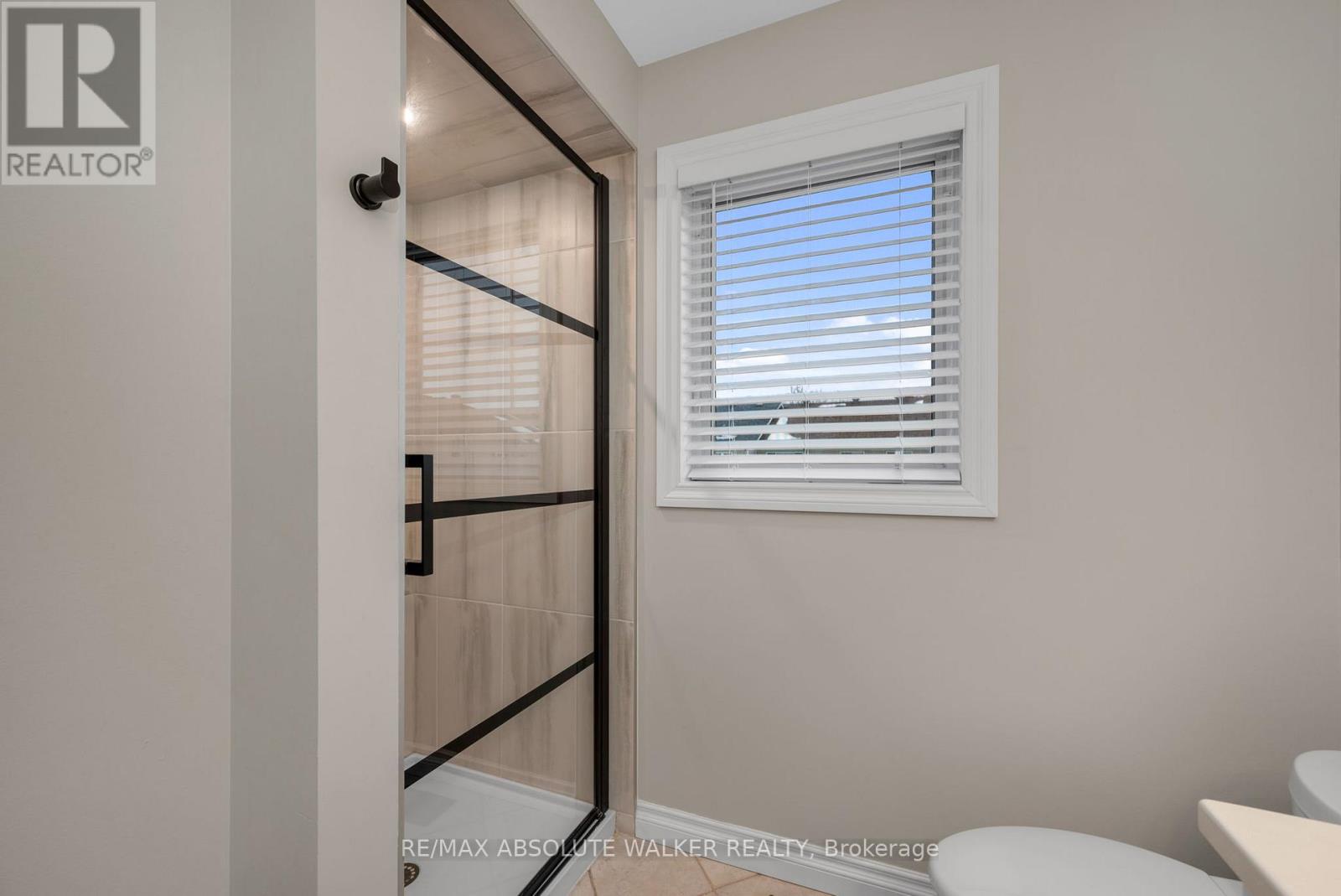 713 Carmella Crescent