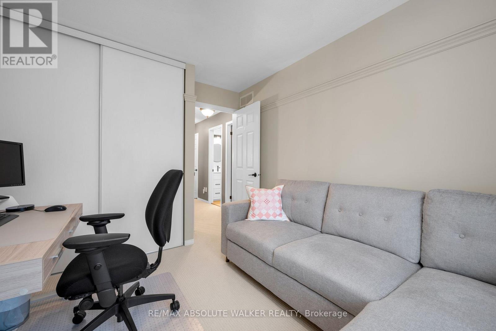 713 Carmella Crescent