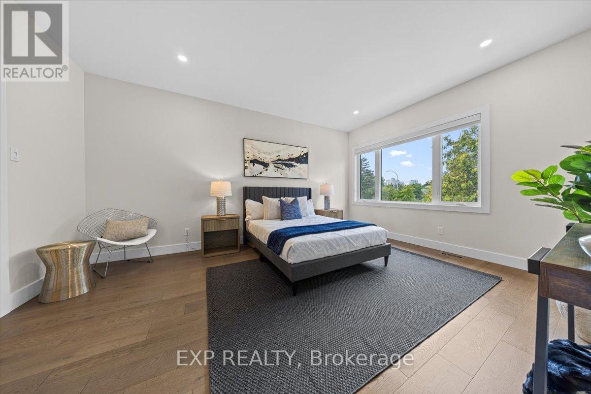 71 King George Street