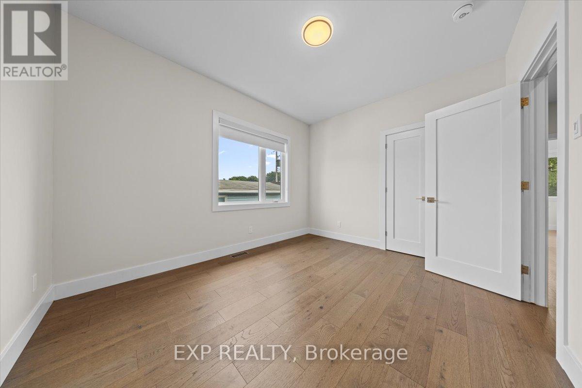 71 King George Street