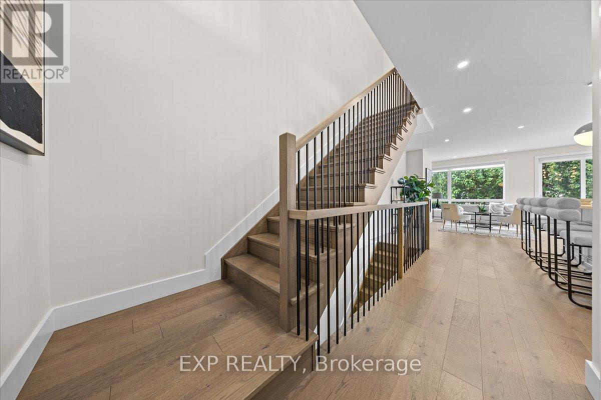 71 King George Street