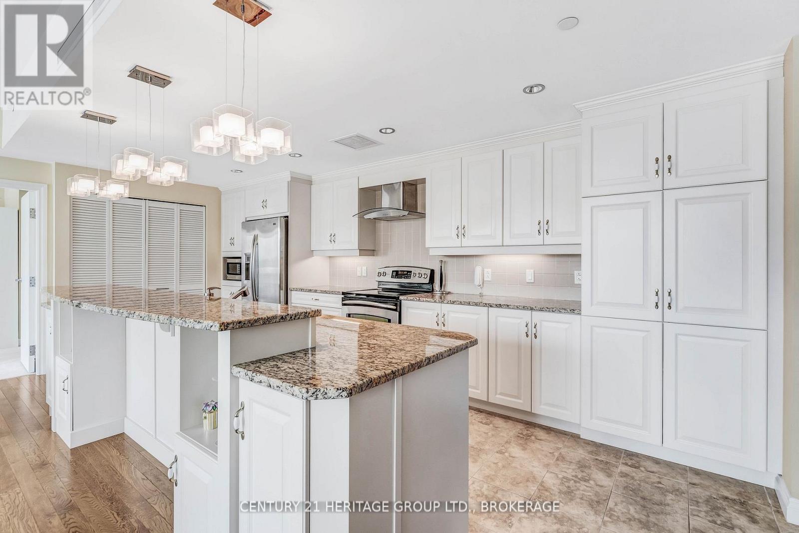 1103 - 90 George Street