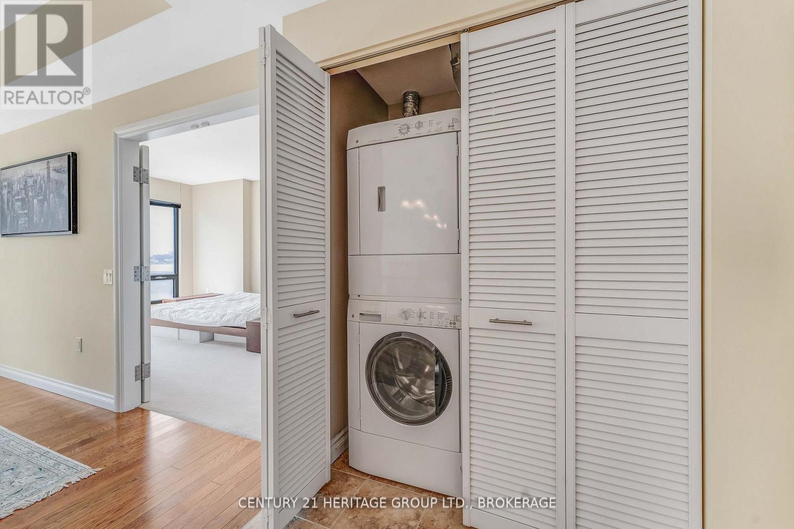 1103 - 90 George Street