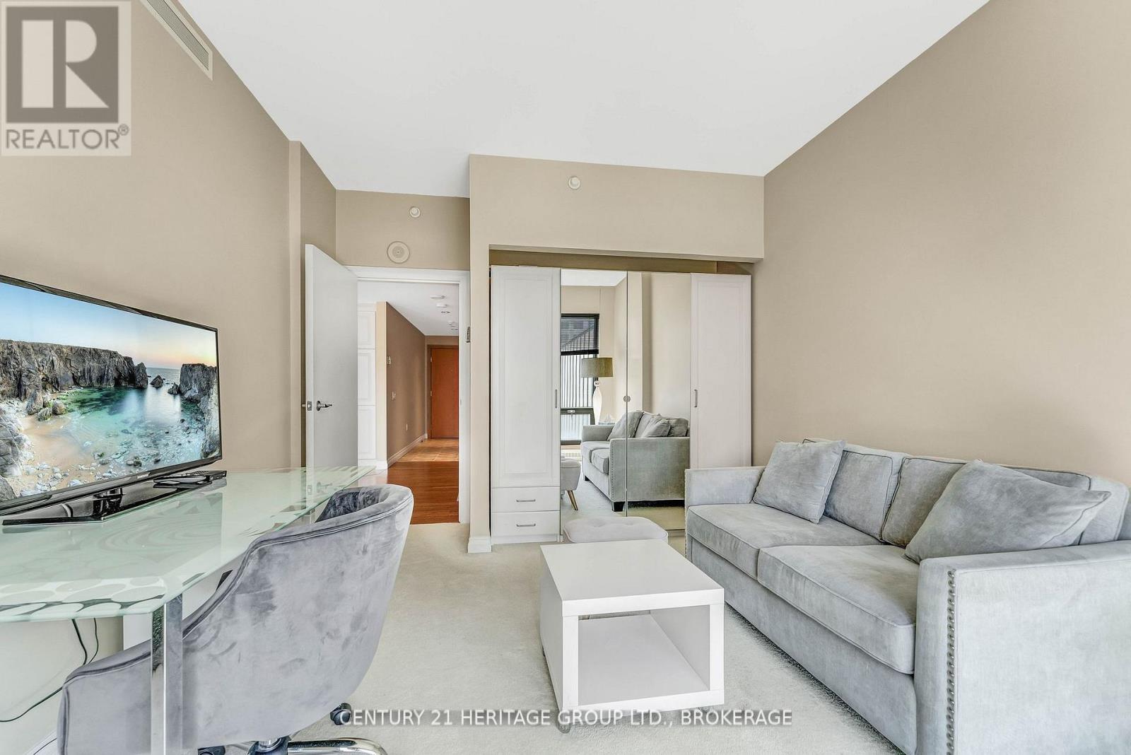 1103 - 90 George Street