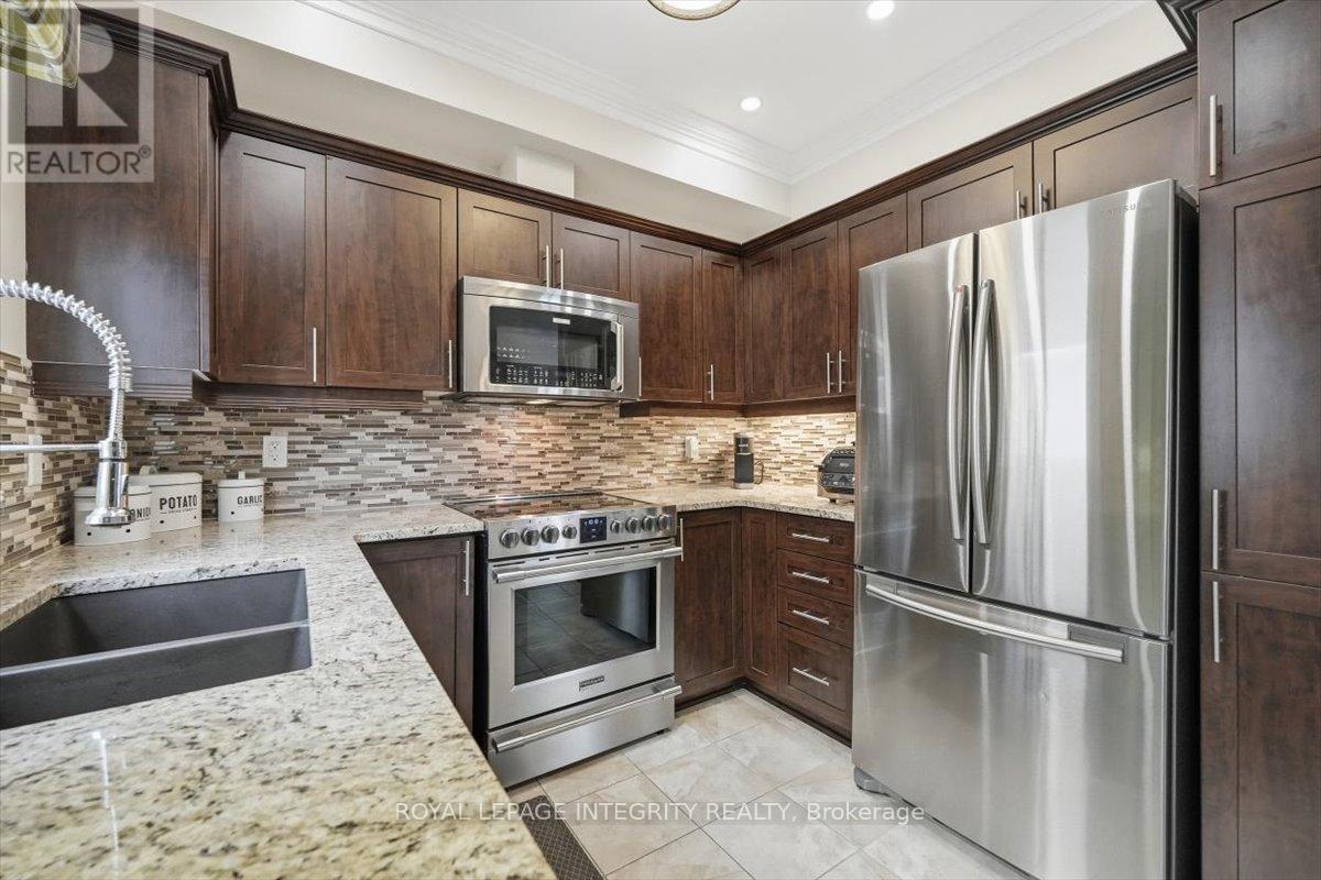 113 Dorina Sarazin Crescent