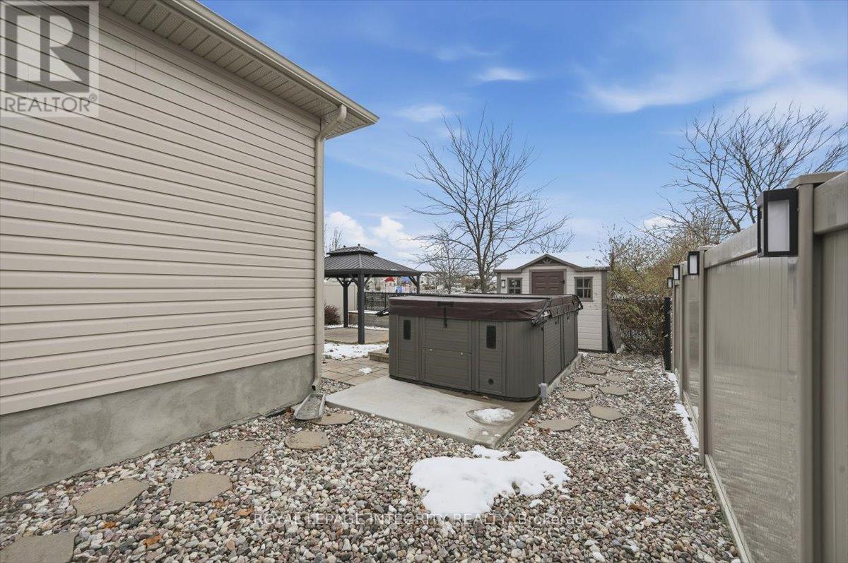 113 Dorina Sarazin Crescent