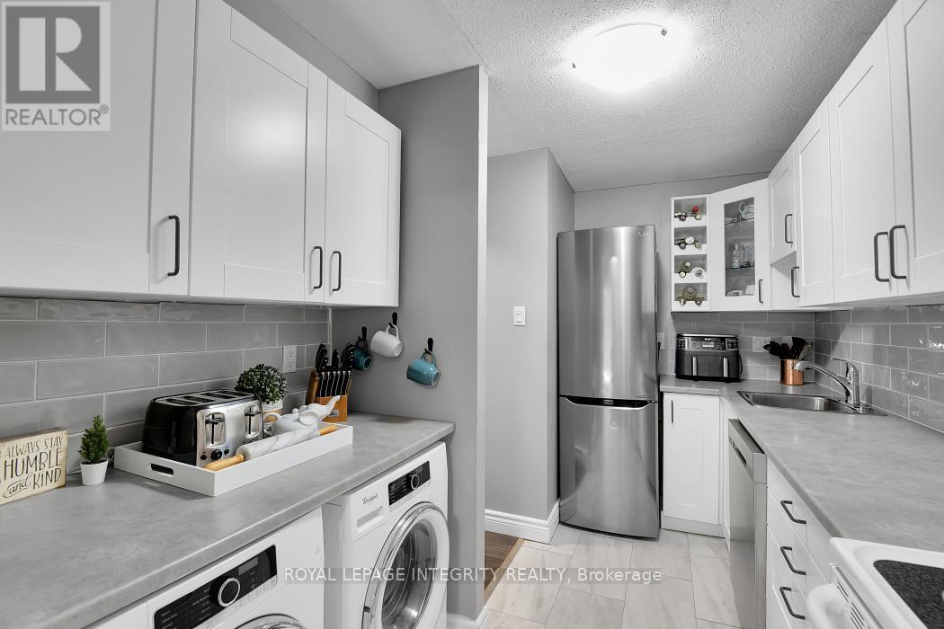 #6 - 20 Sweetbriar Circle