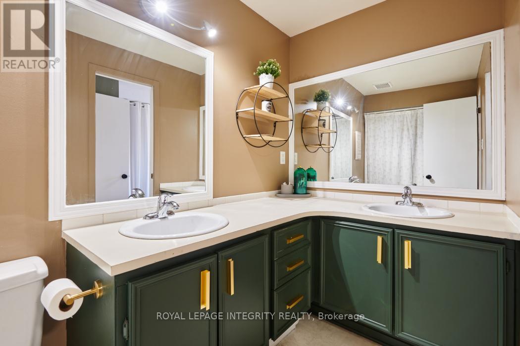 #6 - 20 Sweetbriar Circle