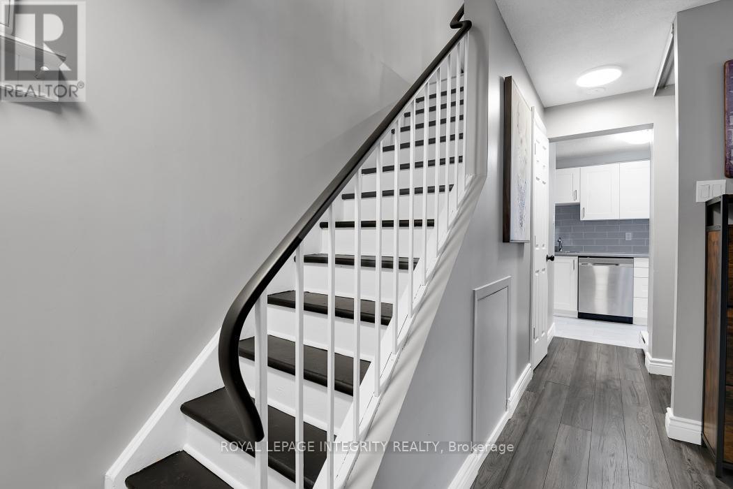 #6 - 20 Sweetbriar Circle