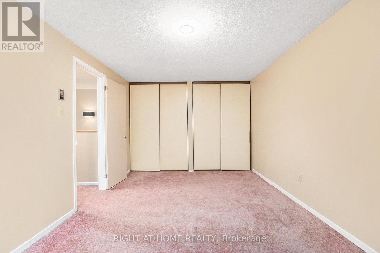 59 - 2939 Fairlea Crescent