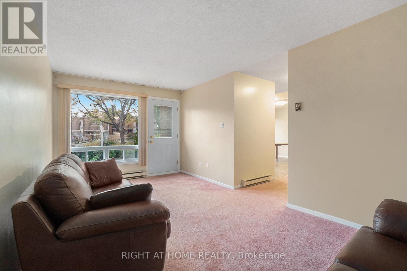 59 - 2939 Fairlea Crescent