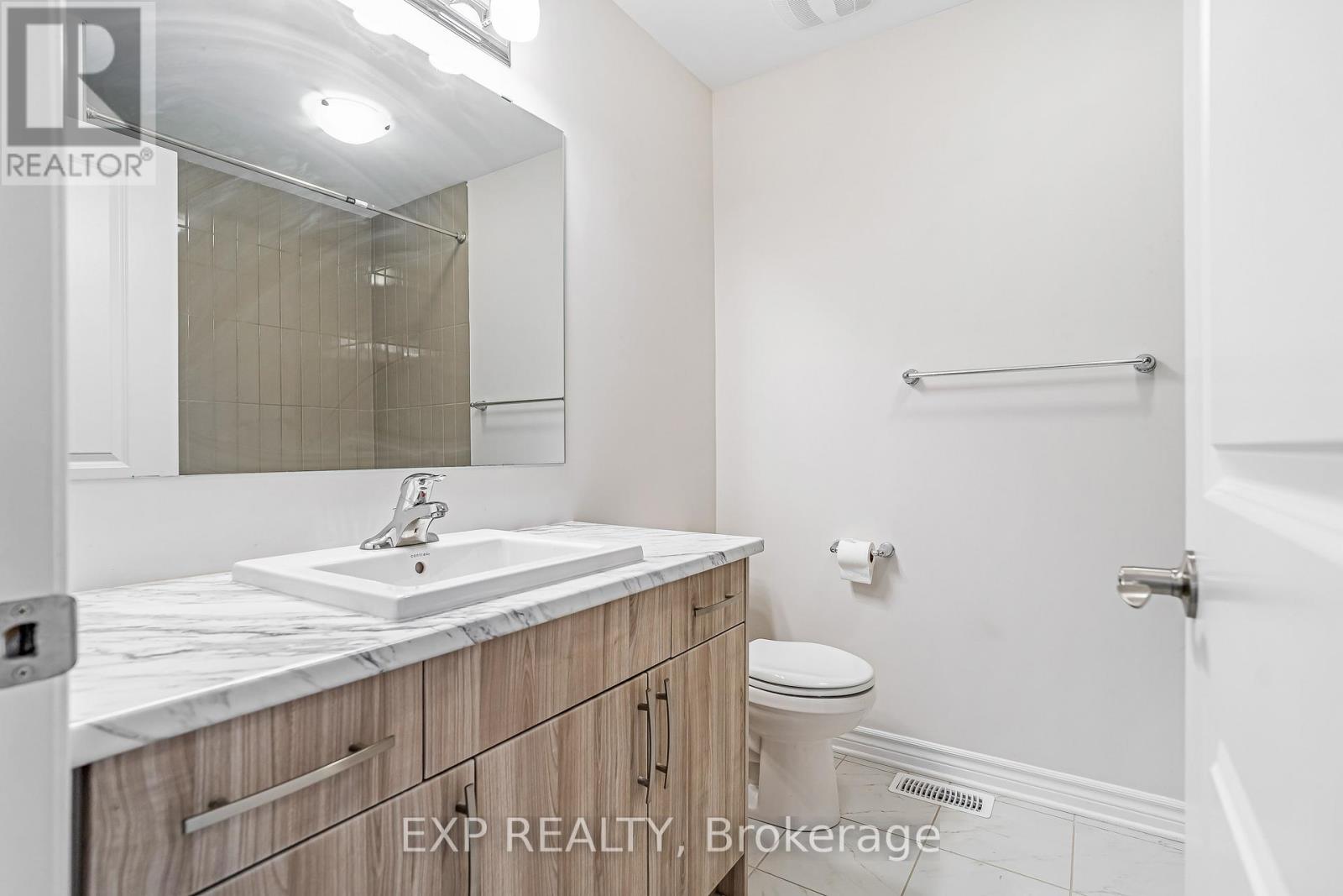 324 Du Ventoux Avenue N