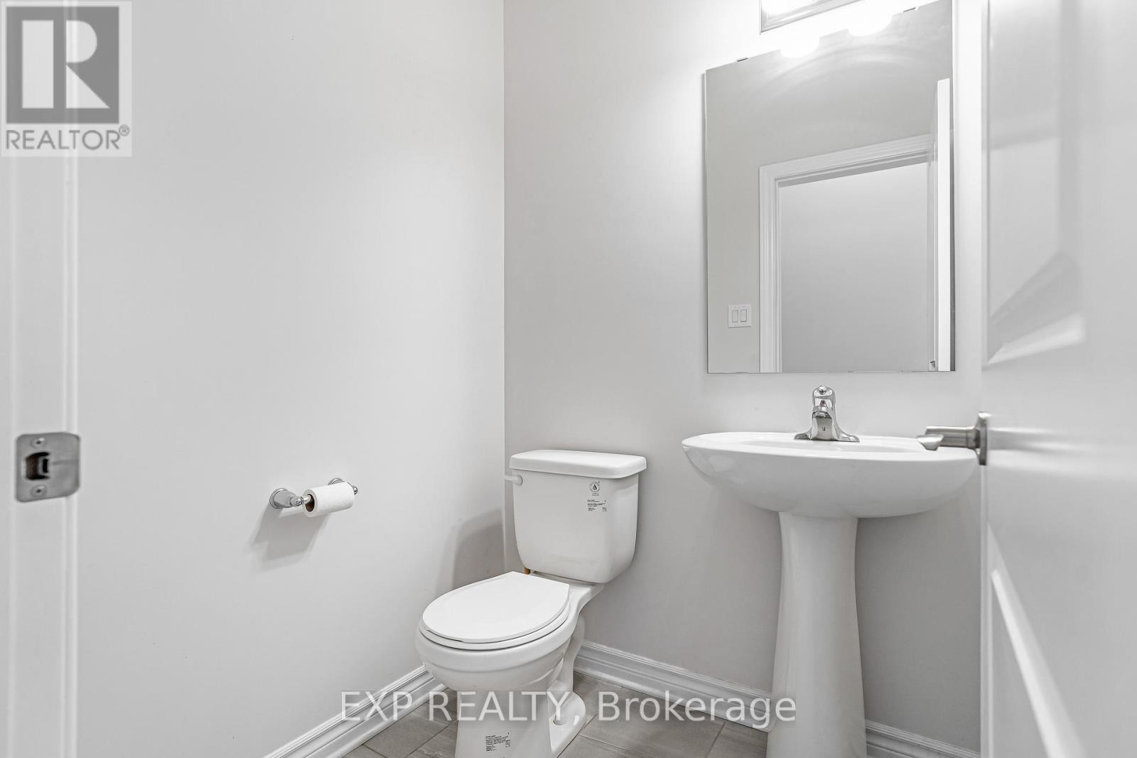 324 Du Ventoux Avenue N