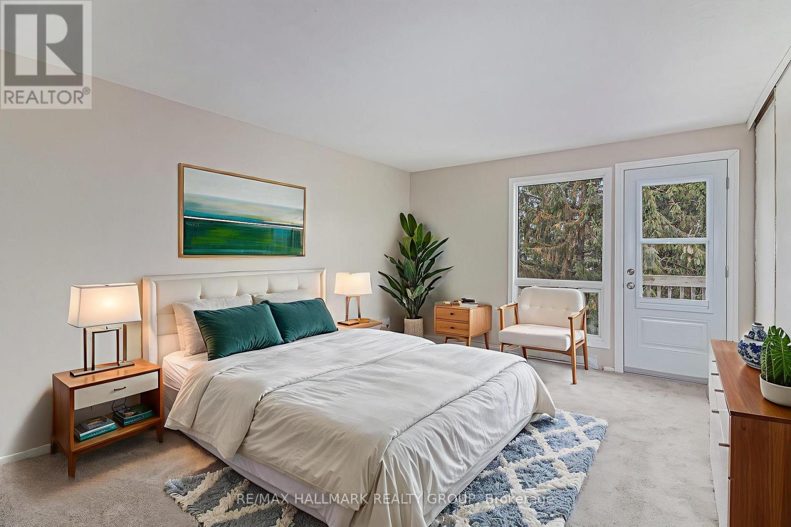 B - 6716 Jeanne D'arc Boulevard N