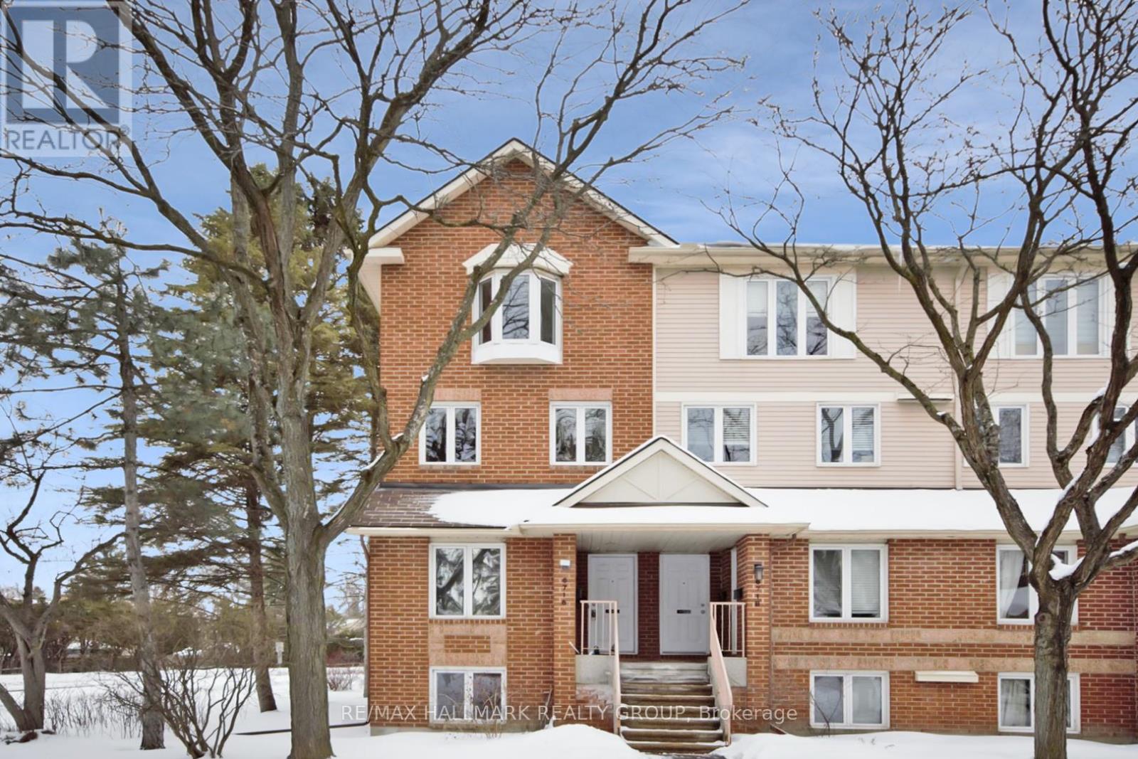 B - 6716 Jeanne D'arc Boulevard N